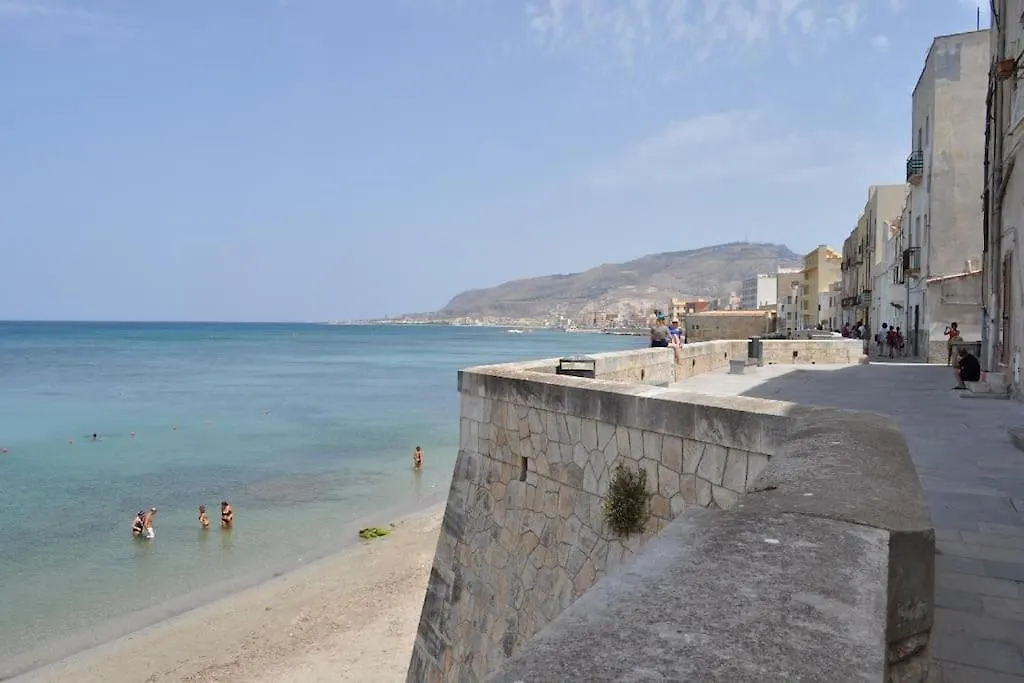 Lato Nord Il Rosso Vicino Al Mare Apartment Trapani