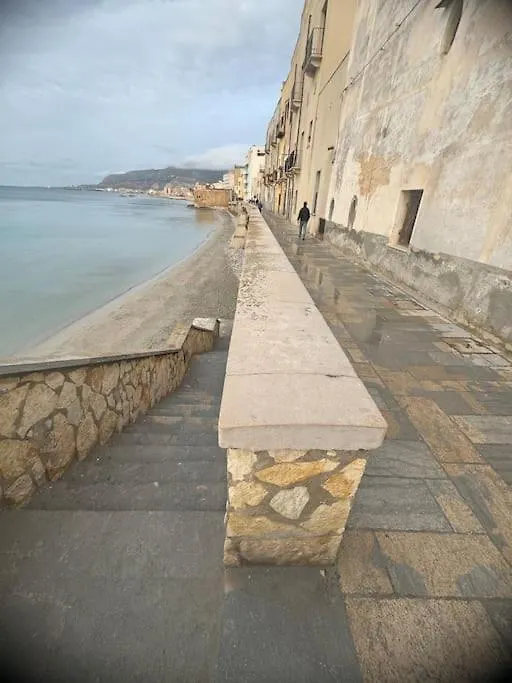 Lato Nord Il Rosso Vicino Al Mare Apartment Trapani Italy